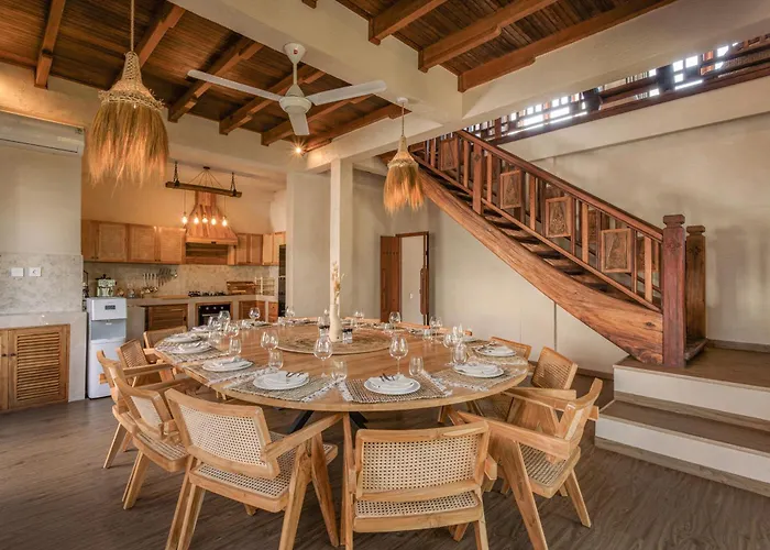 Layla - 7br In Pererenan - With Private Pool, Spa, Cinema & Gym Denpasar (Bali)